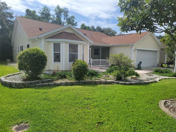 1033 OAK FOREST DRIVE, THE VILLAGES, FL 32162