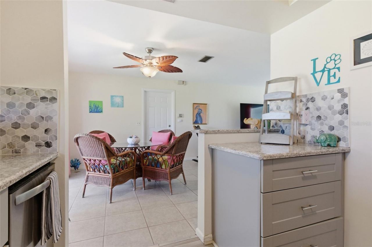 52 Annapolis Lane, Rotonda West, FL 33947 Photo