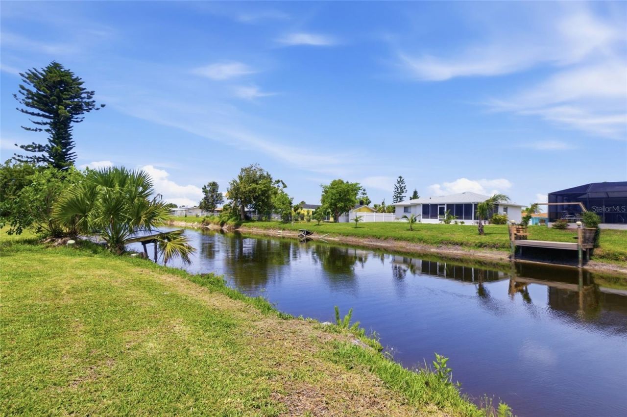 52 Annapolis Lane, Rotonda West, FL 33947 Photo