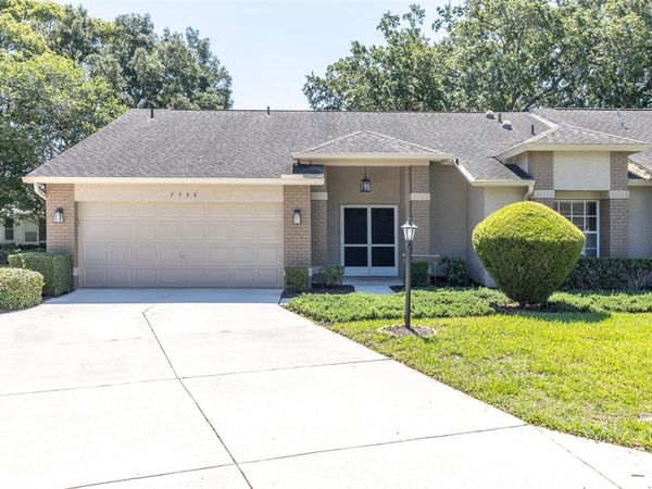 2488 WHISPERING PINES COURT , SPRING HILL, FL 34606