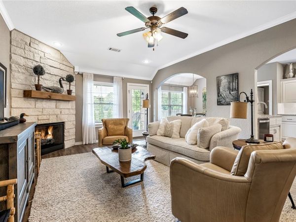 3900 W Mountain View Drive , Fayetteville, AR 72704