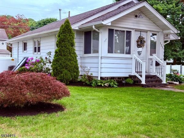 127 Jackson St, Wanaque, NJ 07420