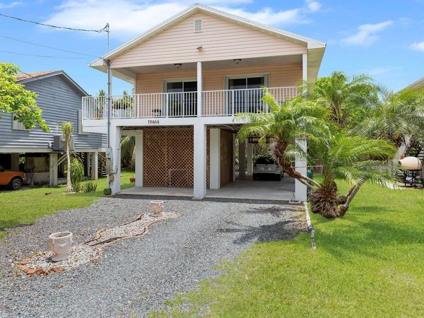 19464 Seminole Street, Sugarloaf, FL 33042