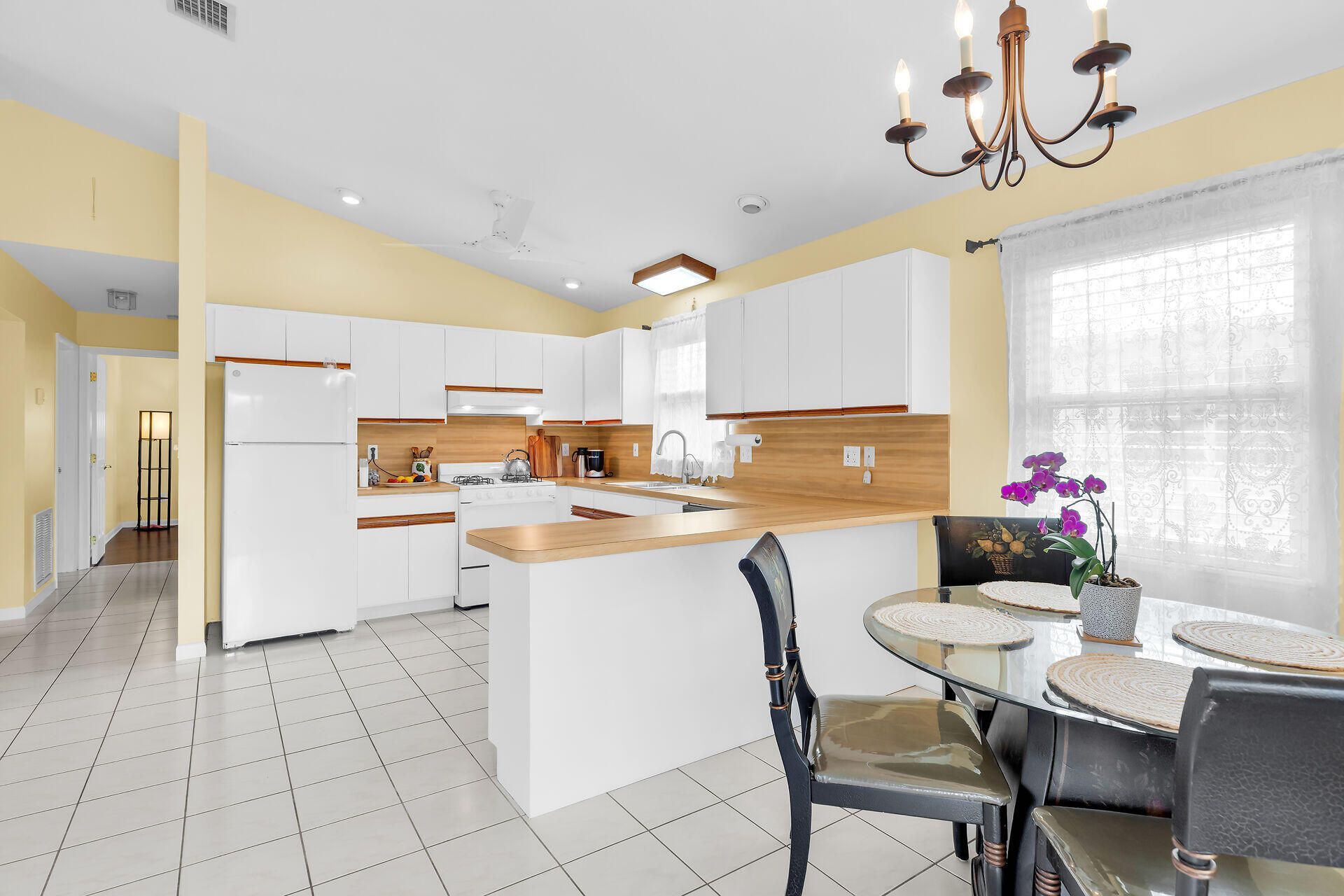 19464 Seminole Street, Sugarloaf, FL 33042 Photo