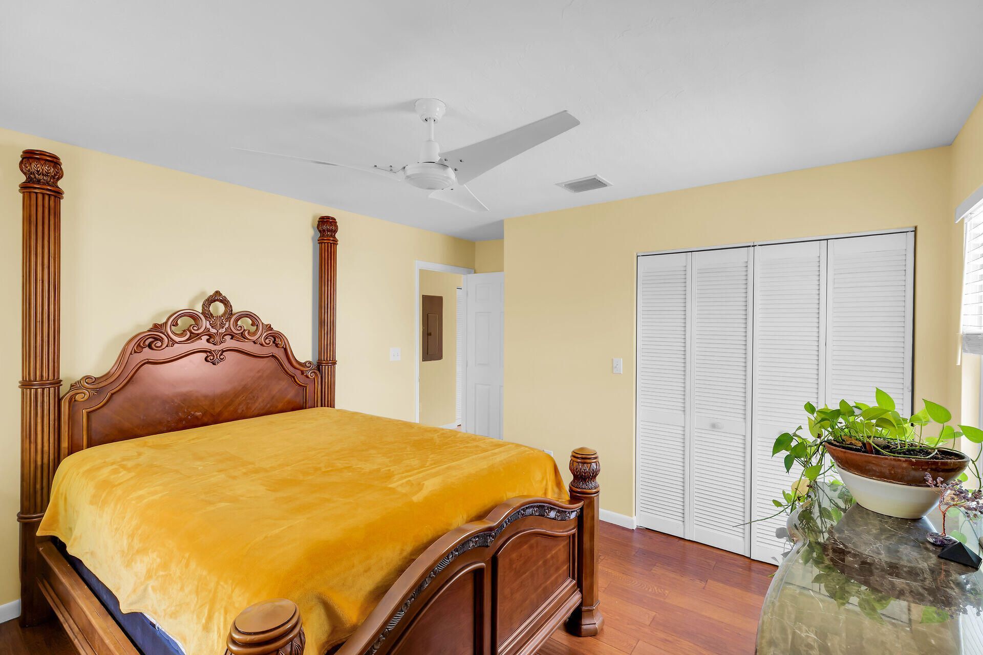 19464 Seminole Street, Sugarloaf, FL 33042 Photo