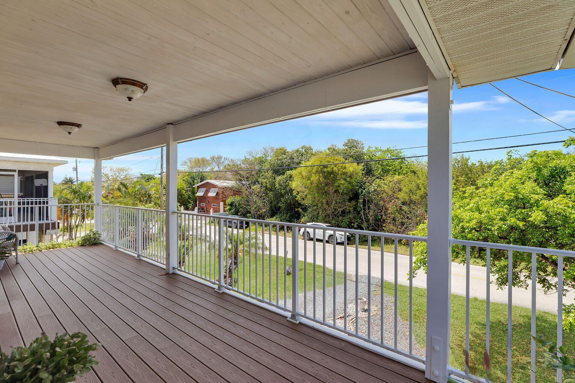 19464 Seminole Street, Sugarloaf, FL 33042 Photo
