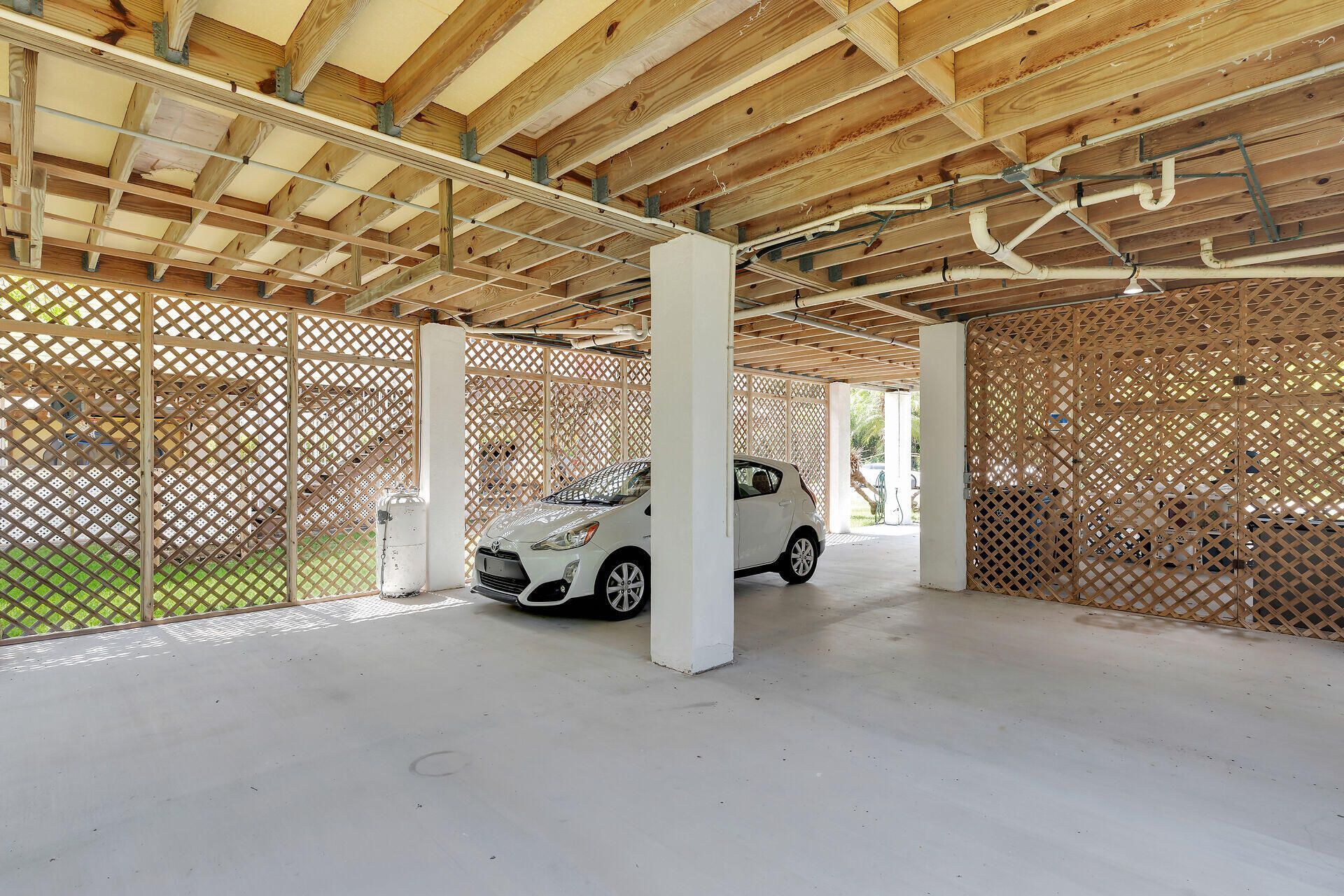 19464 Seminole Street, Sugarloaf, FL 33042 Photo