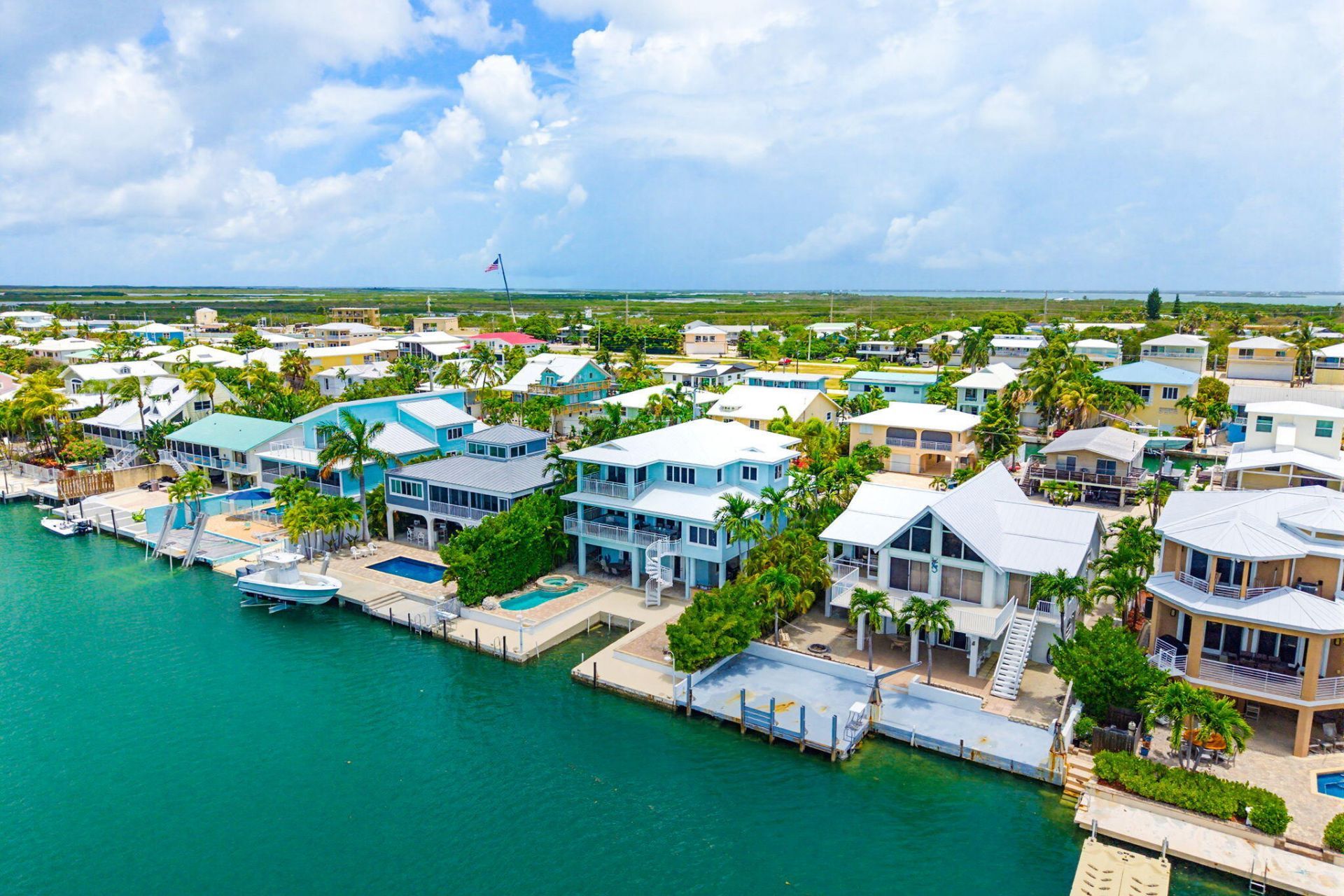 414 E Caribbean Drive, Summerland Key, FL 33042 Photo