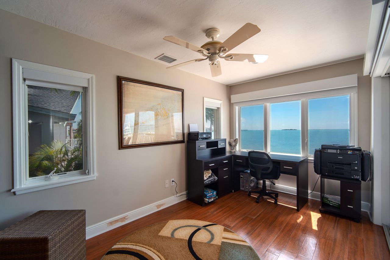 414 E Caribbean Drive, Summerland Key, FL 33042 Photo