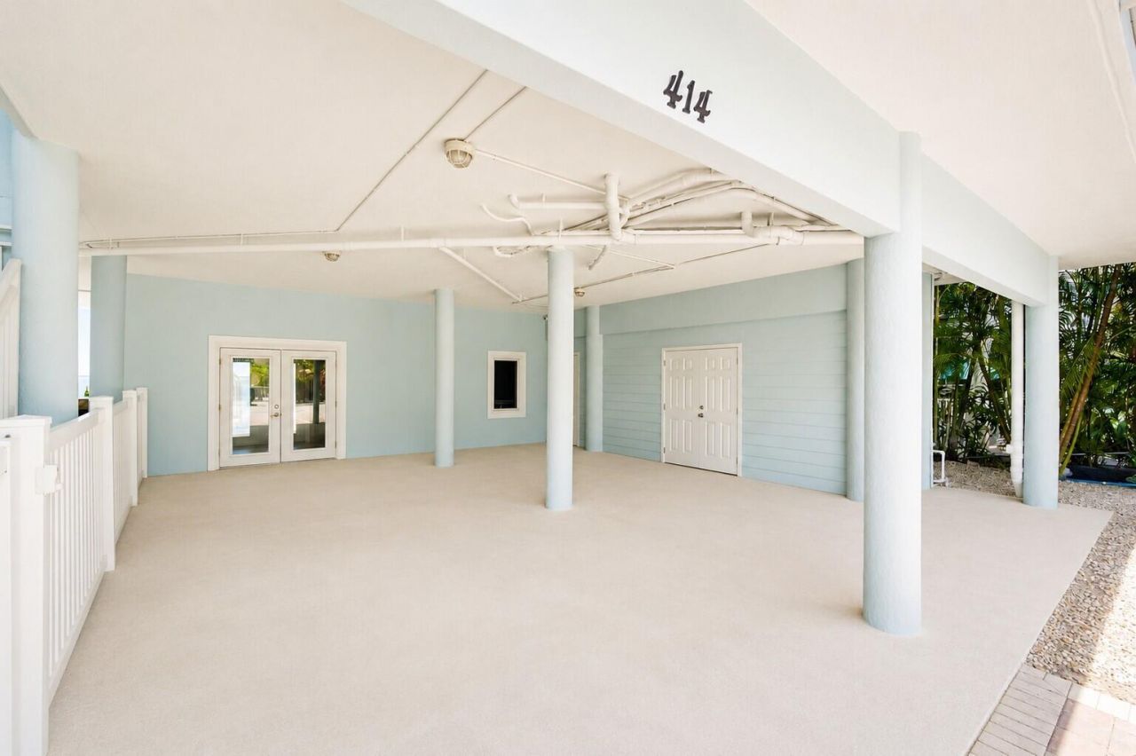414 E Caribbean Drive, Summerland Key, FL 33042 Photo