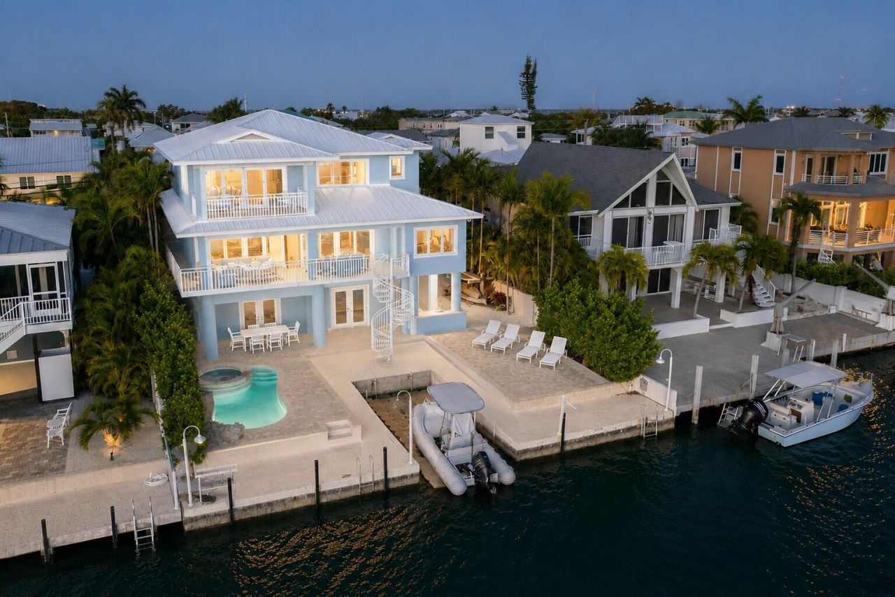 414 E Caribbean Drive, Summerland Key, FL 33042 Photo