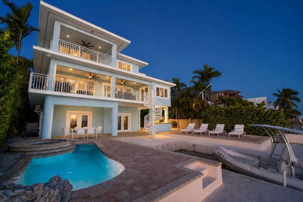 414 E Caribbean Drive, Summerland Key, FL 33042 Photo