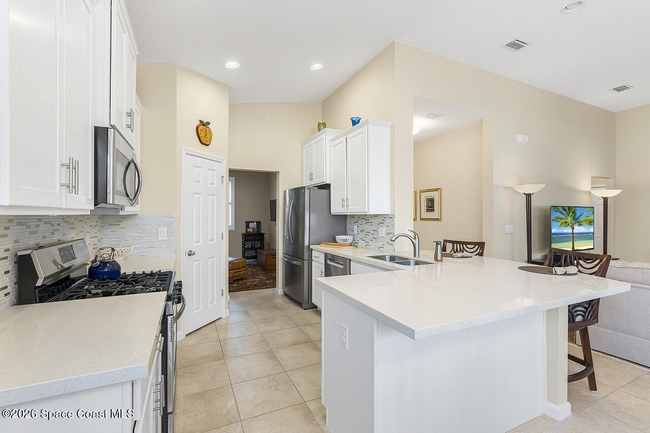 7218 E Village Square , Vero Beach, FL 32966 Photo