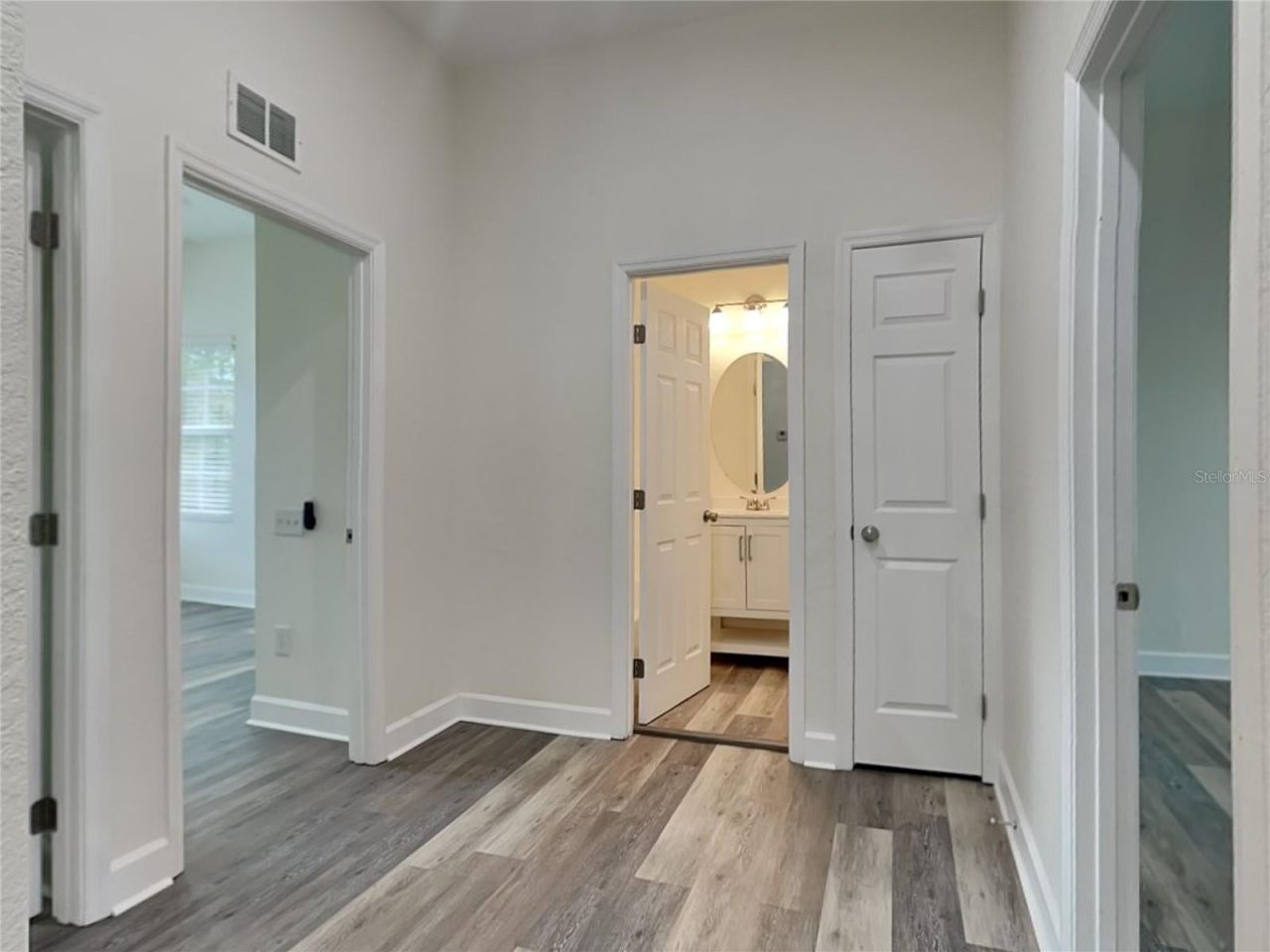 501 100th Avenue N, Saint Petersburg, FL 33702 Photo