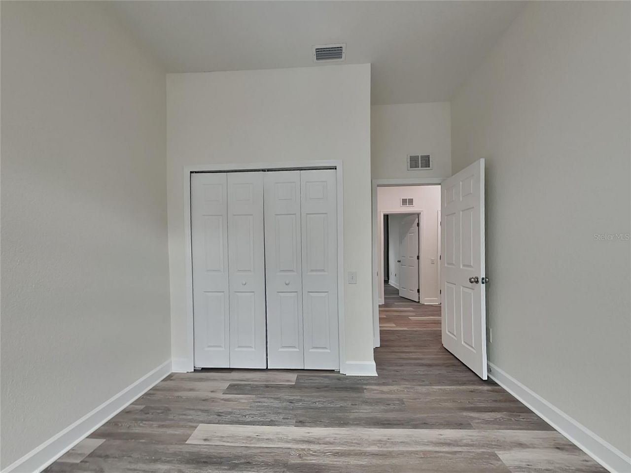 501 100th Avenue N, Saint Petersburg, FL 33702 Photo