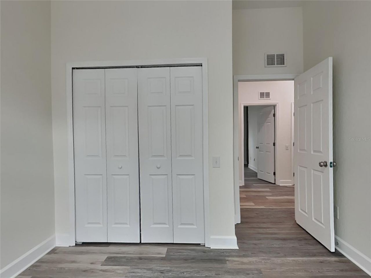 501 100th Avenue N, Saint Petersburg, FL 33702 Photo