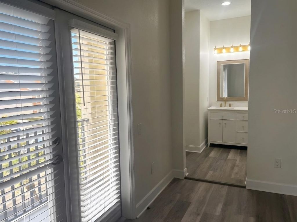 501 100th Avenue N, Saint Petersburg, FL 33702 Photo