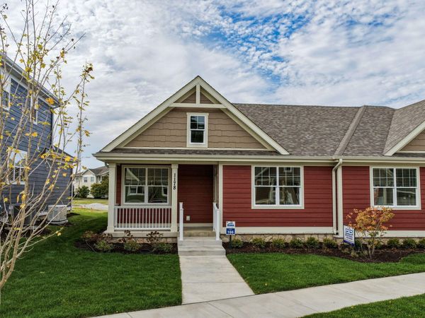 1178 Harbor Way , Burns Harbor, IN 46304