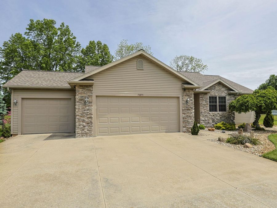 Property Image 105
