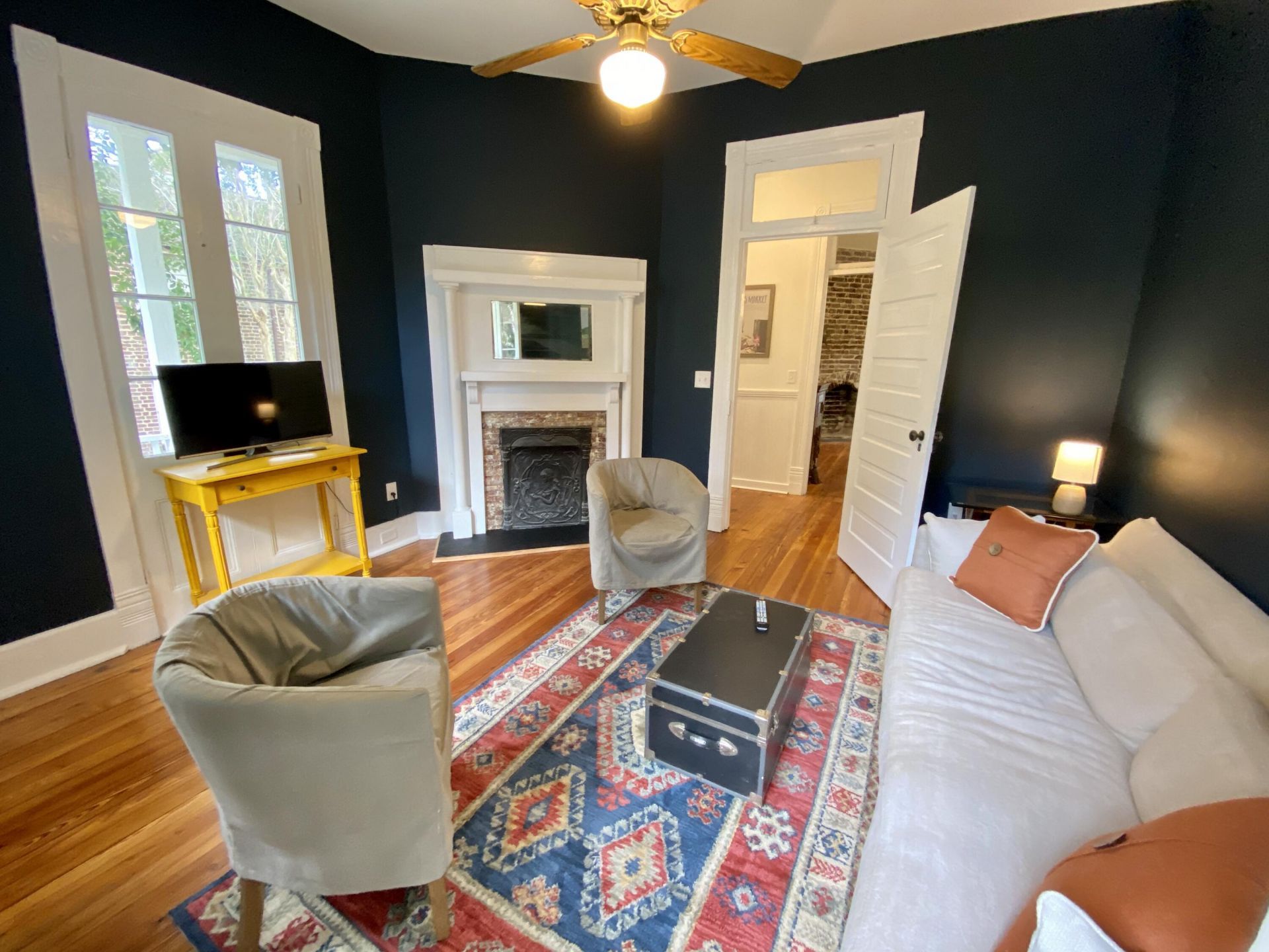 144 Queen Street Photo 5