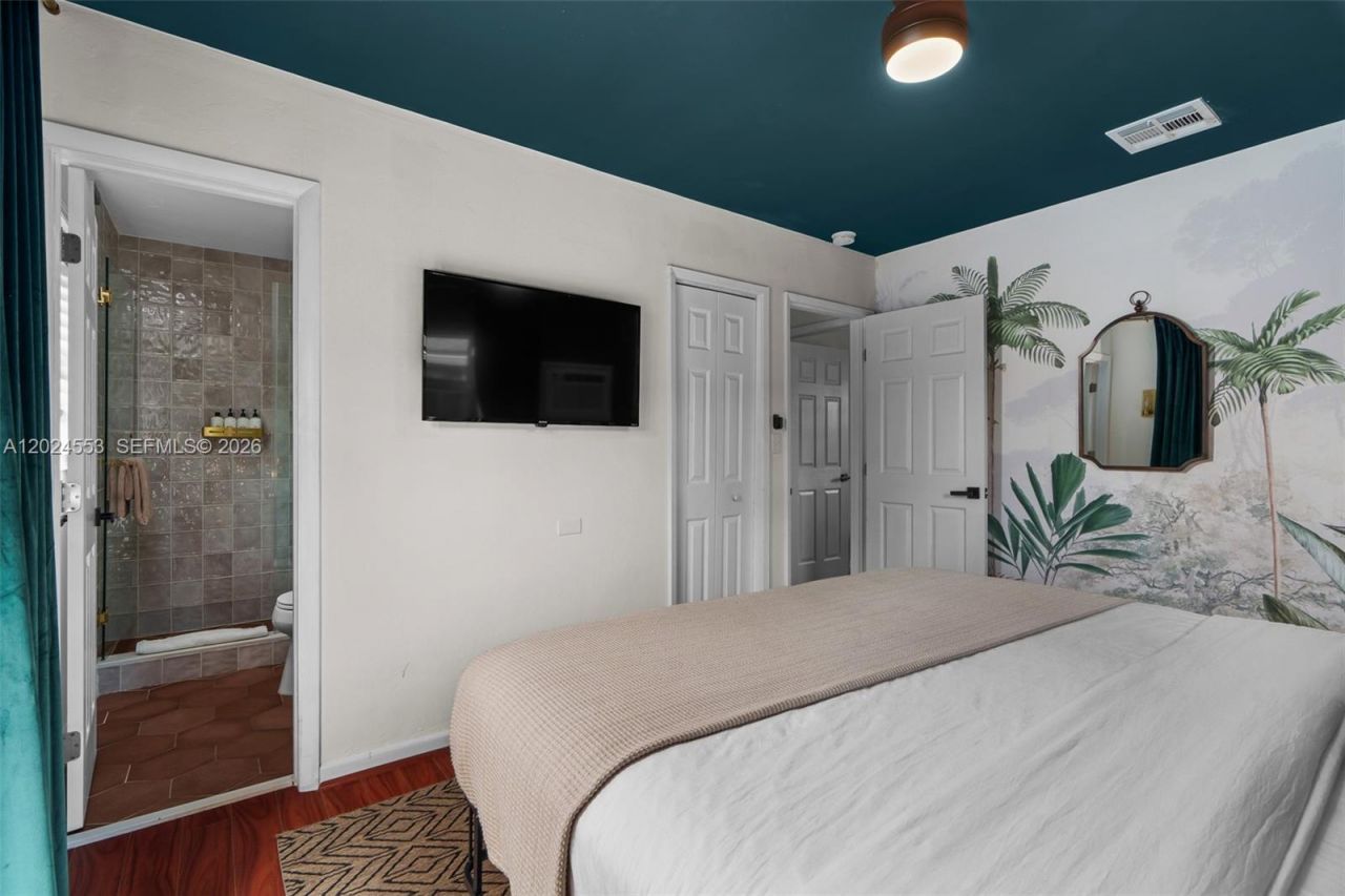 3627 NE 19th Ave , Oakland Park, FL 33308 Photo