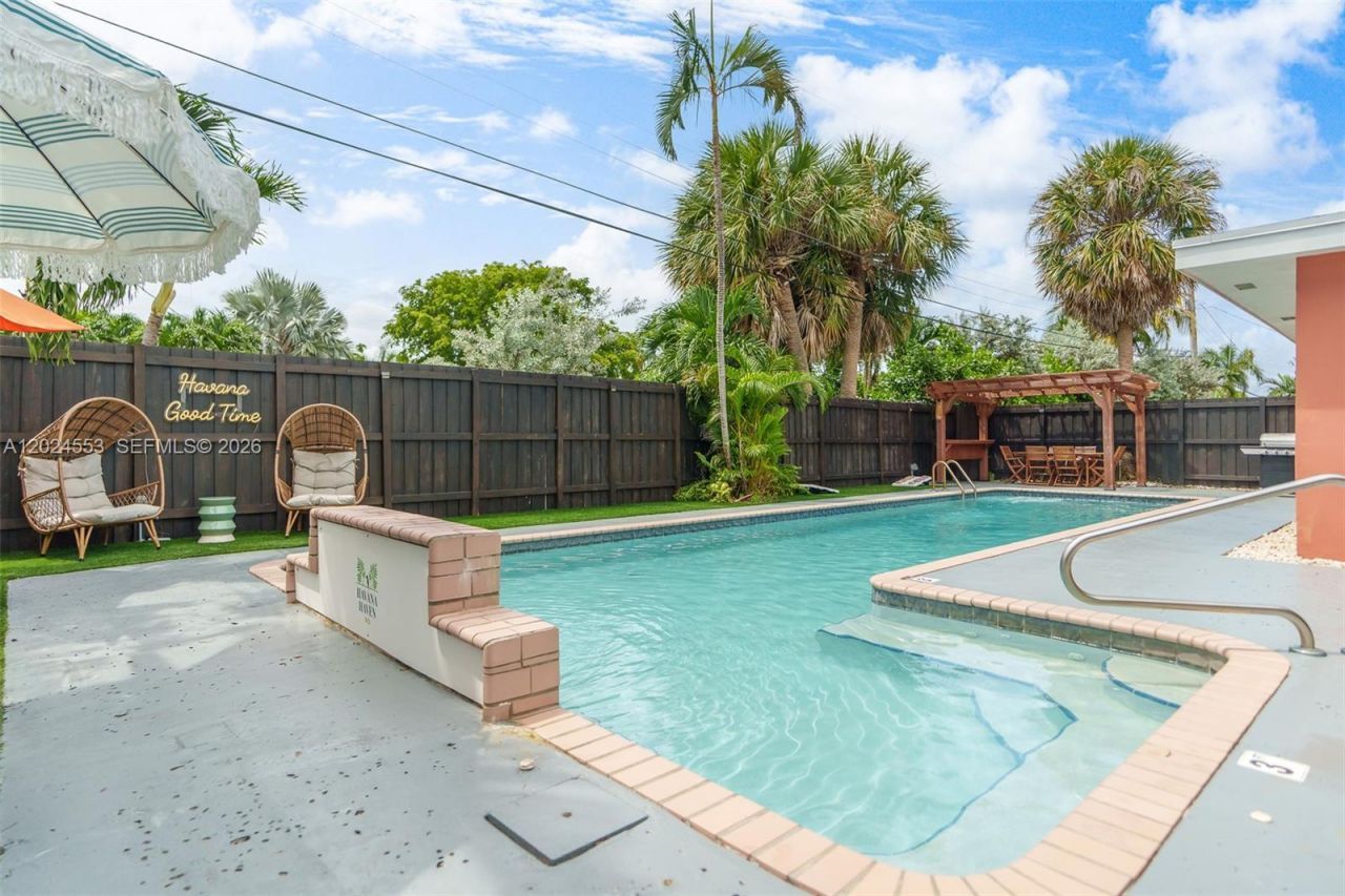3627 NE 19th Ave , Oakland Park, FL 33308 Photo