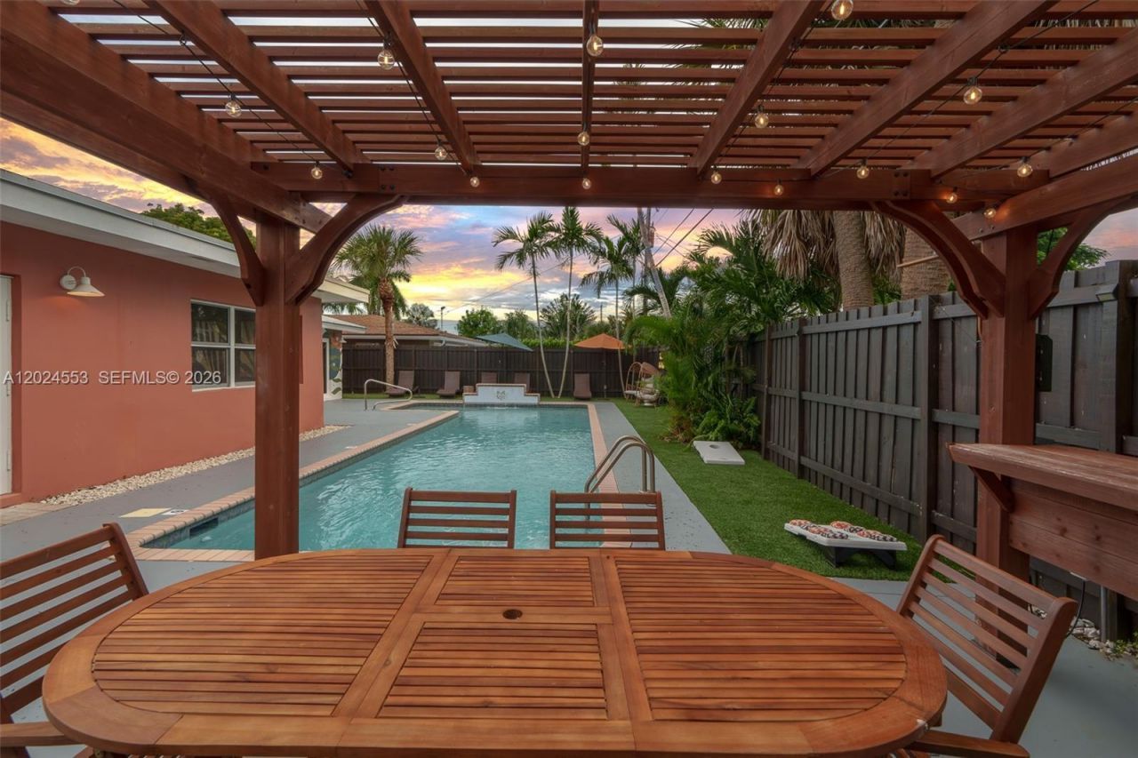 3627 NE 19th Ave , Oakland Park, FL 33308 Photo