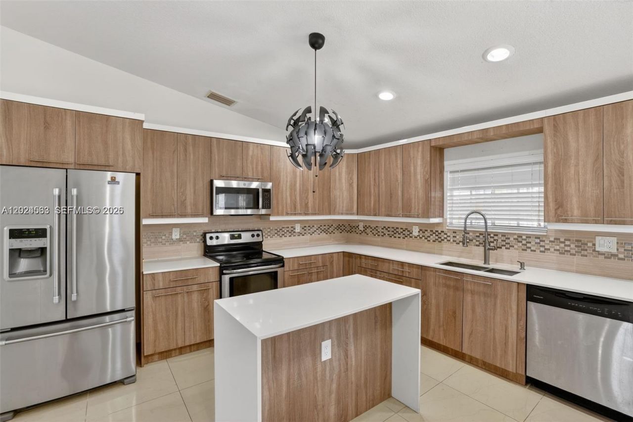 21080 SW 242nd St, Homestead, FL 33031 Photo