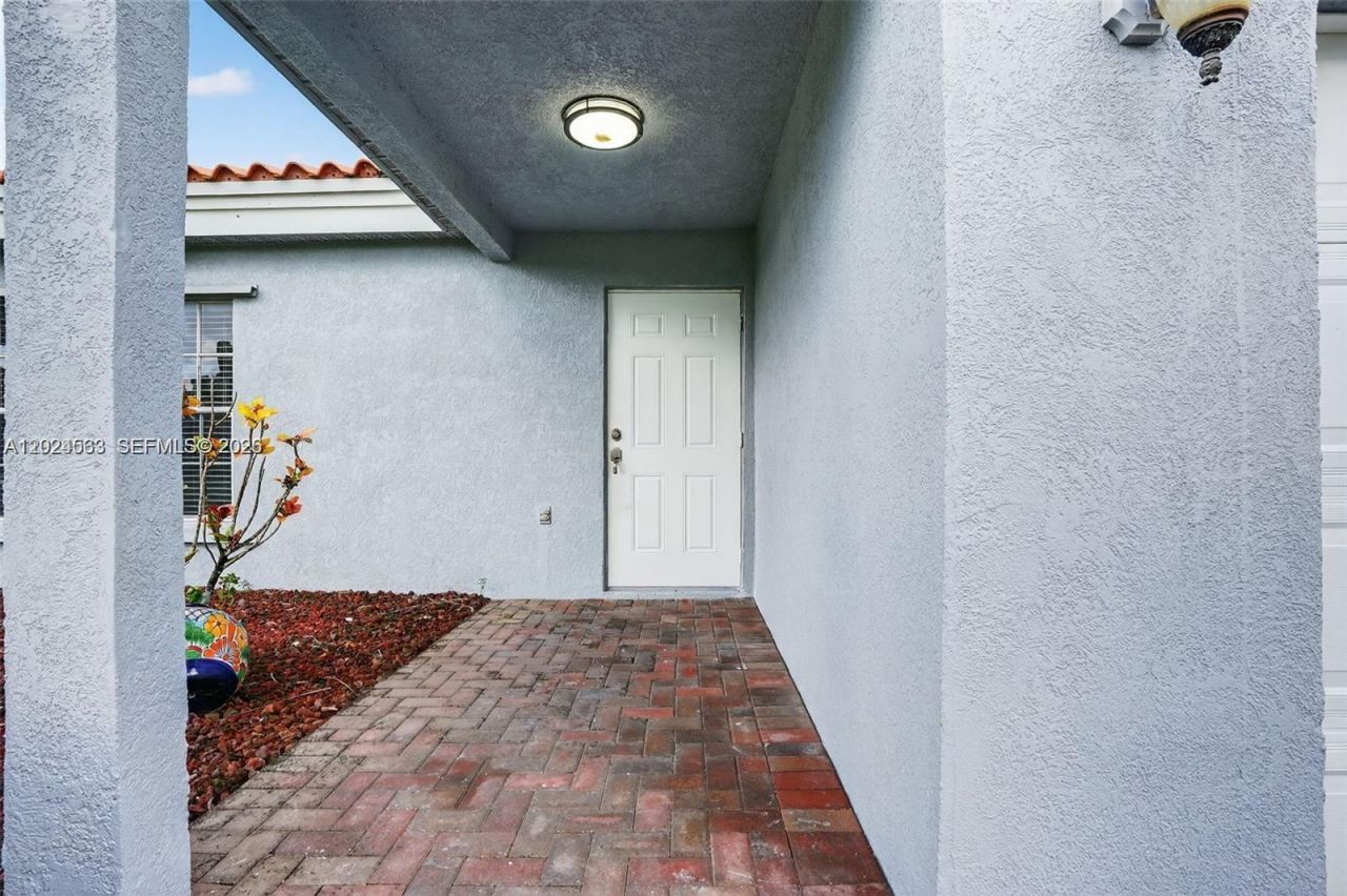 21080 SW 242nd St, Homestead, FL 33031 Photo