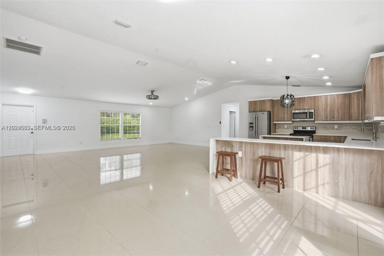 21080 SW 242nd St, Homestead, FL 33031 Photo