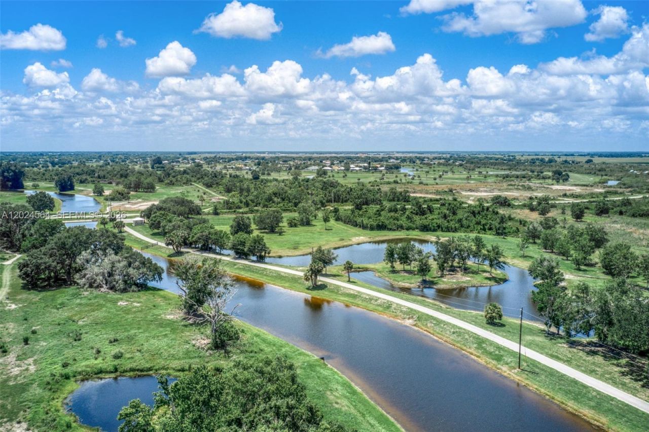 6813 Heavitree , Sebring, FL 33876 Photo