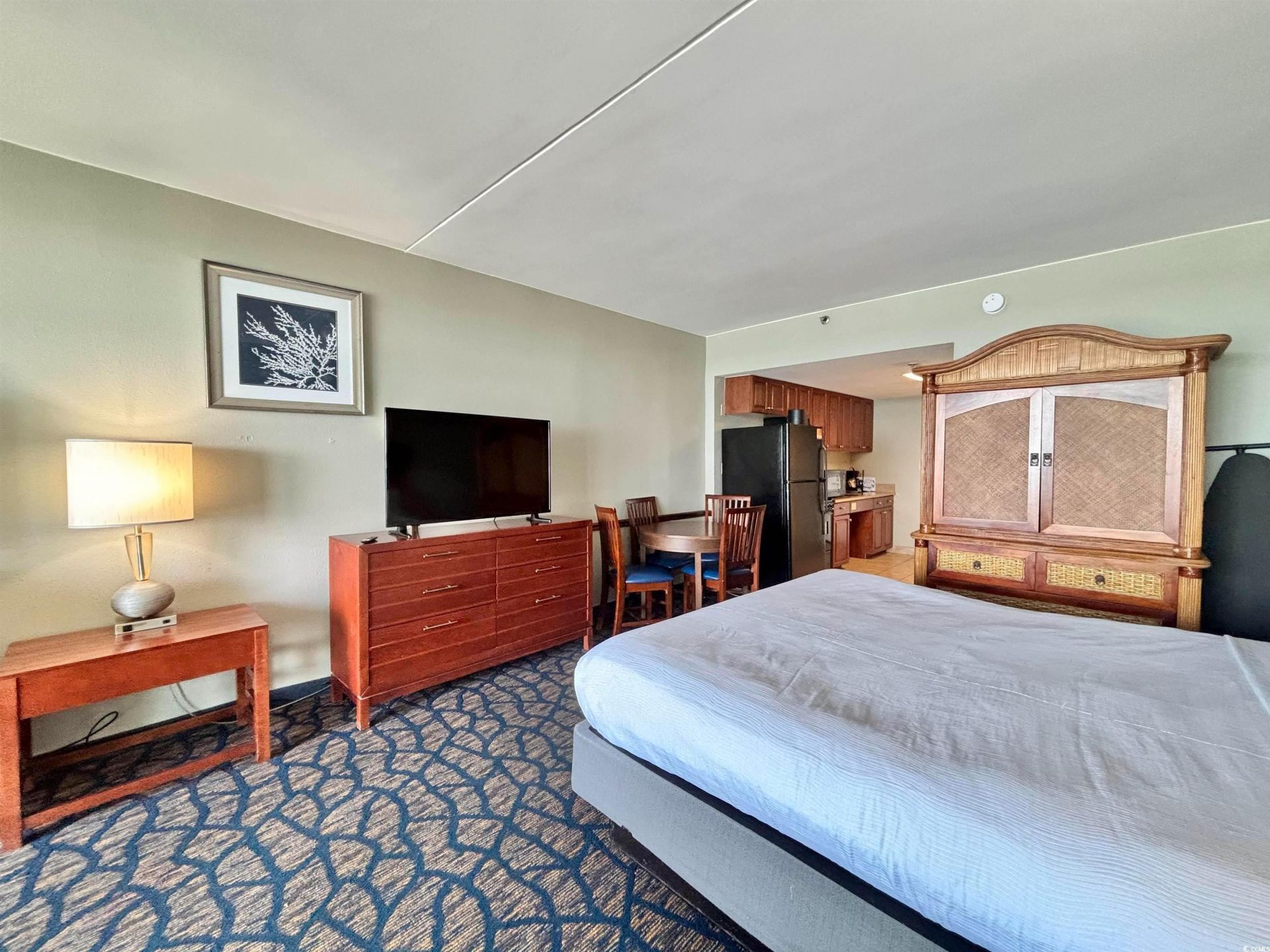 5200 N Ocean Blvd.  Photo 10
