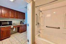 5200 N Ocean Blvd.  photo 4