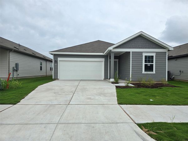 509 McFadin WAY, Taylor, TX 76574