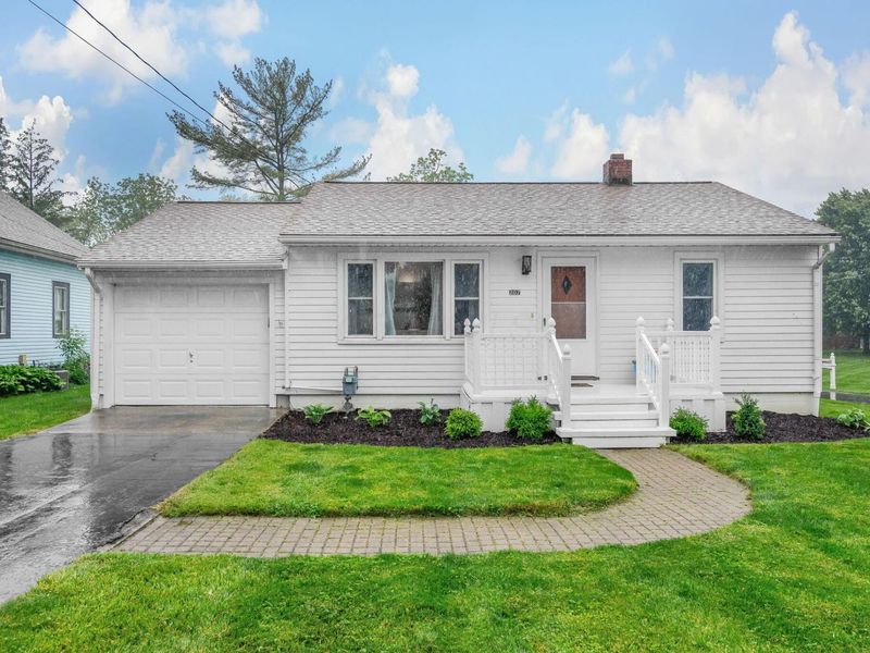 207 N Columbus Street, Sunbury, OH 43074 Photo 2