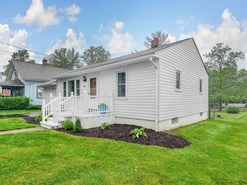 207 N Columbus Street, Sunbury, OH 43074 Photo 4