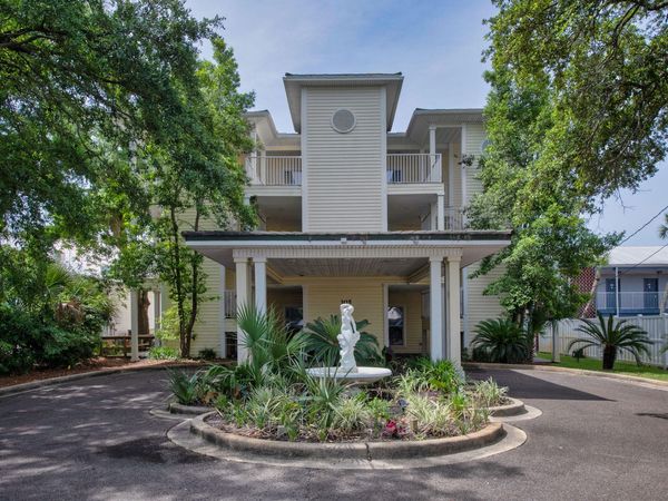 105 Brooks Street, UNIT 3, Fort Walton Beach, FL 32548