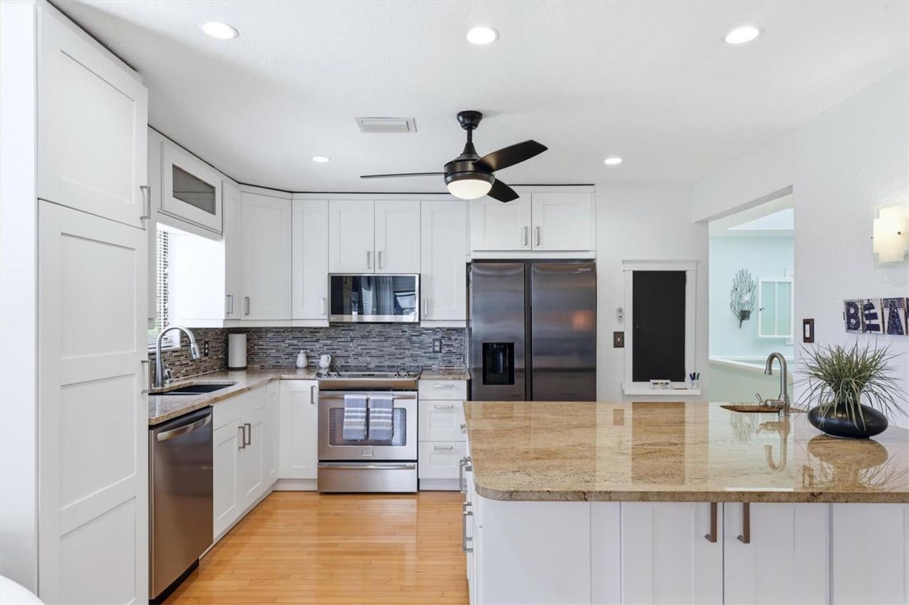 517 Kumquat Drive, Anna Maria, FL 34216 Photo