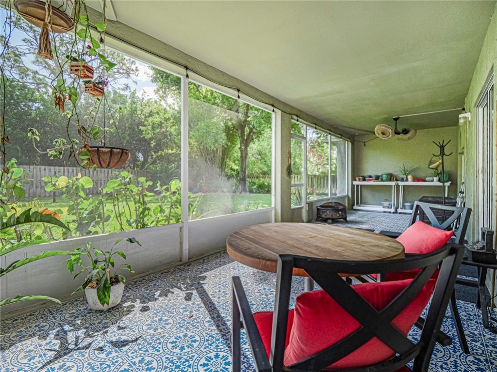 6029 Ridge Lake Circle, Vero Beach, FL 32967 Photo