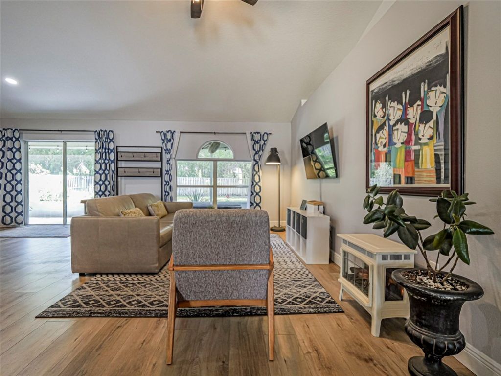 6029 Ridge Lake Circle, Vero Beach, FL 32967 Photo