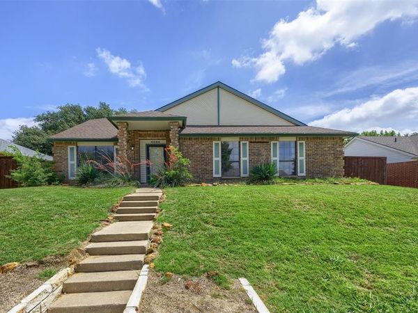 4504 Keys Drive, The Colony, TX 75056