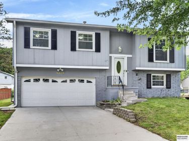 6920 N 65th Street, Omaha, NE 68152