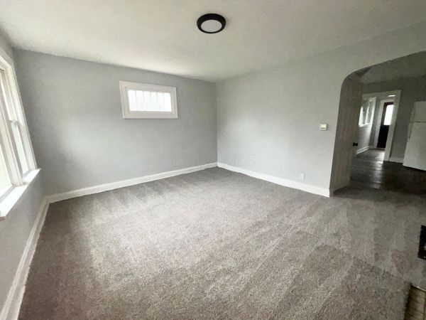 36 N Eureka Avenue , Columbus, OH 43204