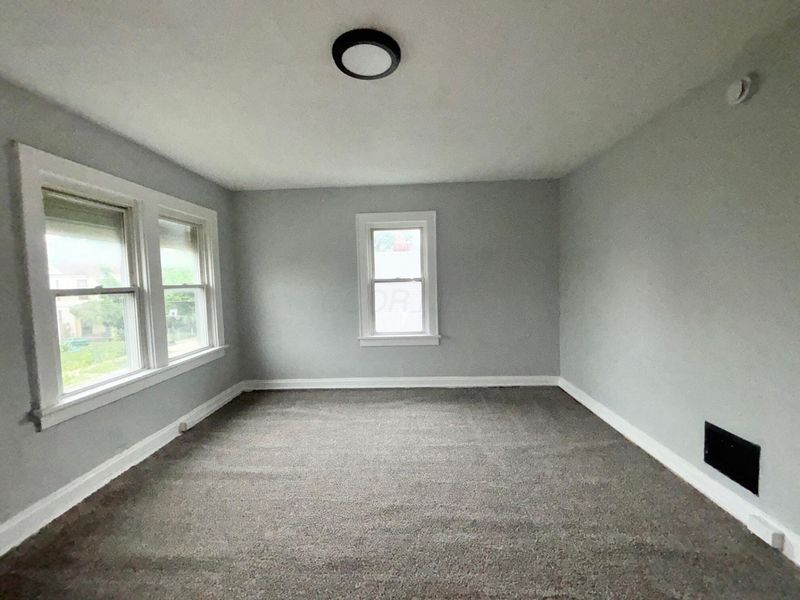 36 N Eureka Avenue, Columbus, OH 43204 Photo 7