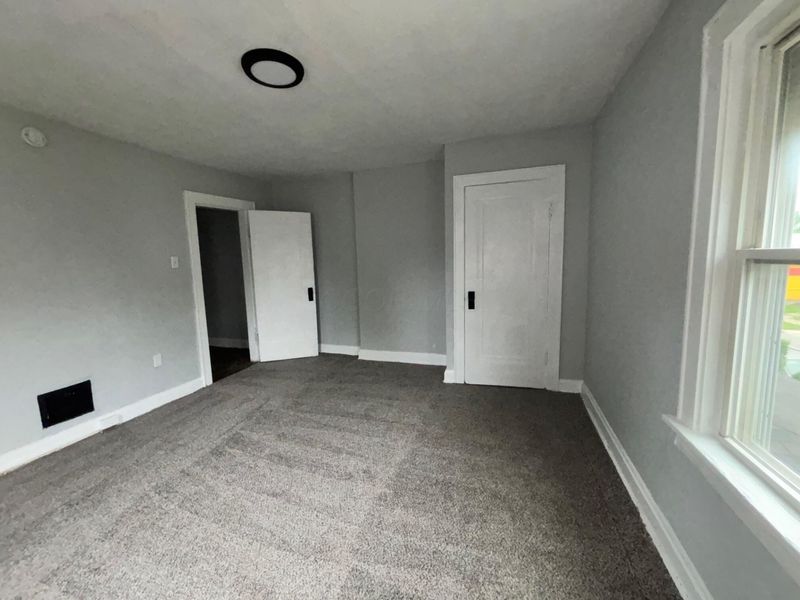 36 N Eureka Avenue, Columbus, OH 43204 Photo 8