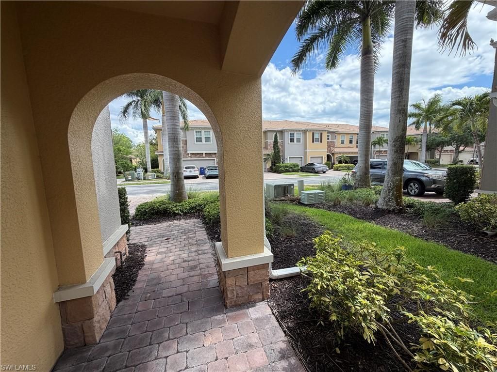 10842 Alvara Way, Bonita Springs, FL 34135 Photo