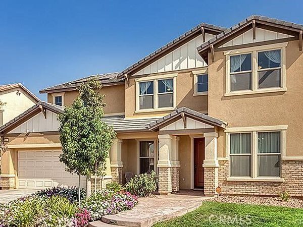 6001 Flagstaff Drive, Eastvale, CA 92880