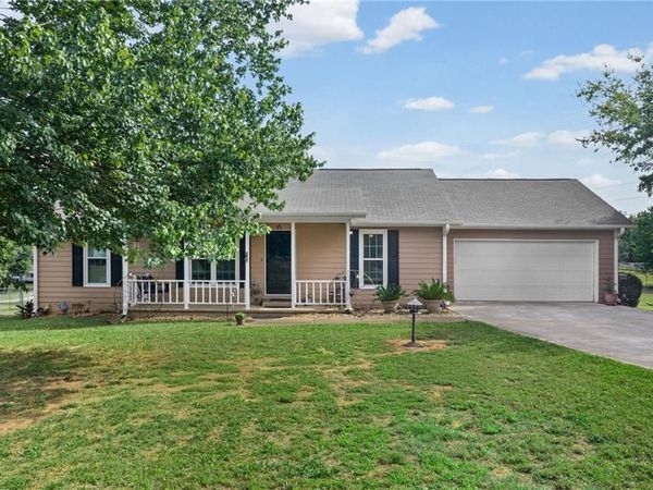 1703 Keys Ferry Road , Mcdonough, GA 30252