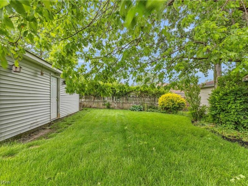 316 Thelma Drive, Sheffield Lake, OH 44054 Photo 30