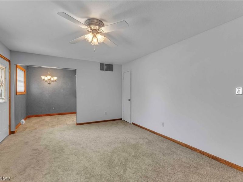 316 Thelma Drive, Sheffield Lake, OH 44054 Photo 6